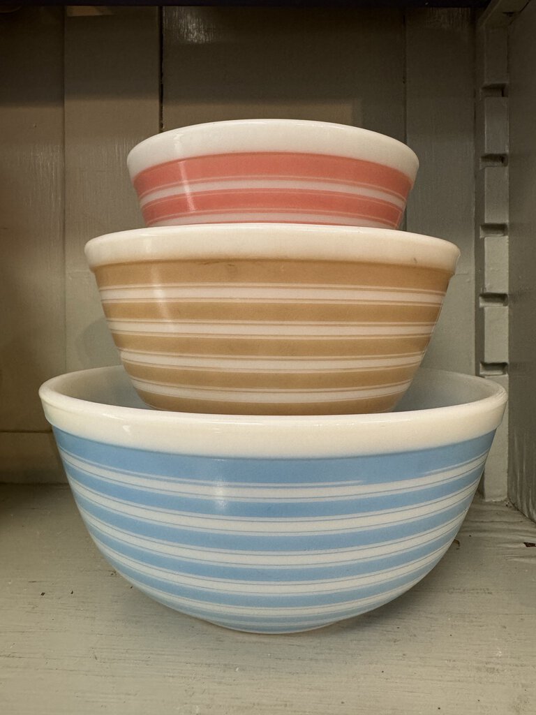 Set of two rare Pyrex stripe store bowls 6”