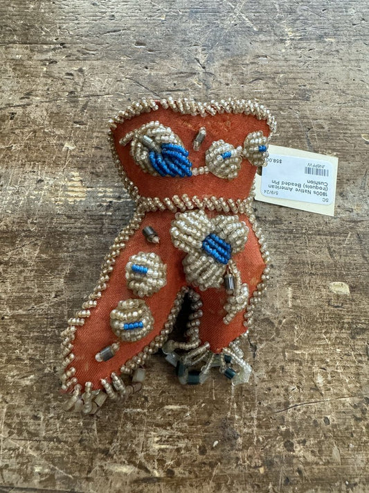 1800s Native American (Iroquois) Beaded Pin Cushion and Thimble Holder