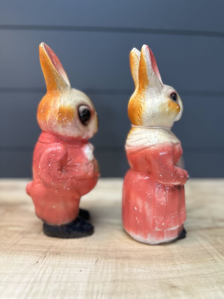 Vintage Chalkware Mr. and Mrs. Easter Bunny